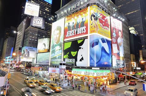 New York City Entertainment & Sports Lawyers .